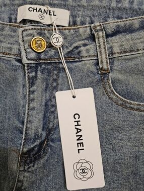 Cropped Straight CC Jeans in Faded Blue